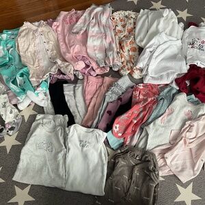 Lot of baby girl clothing size 0-3/3 month
